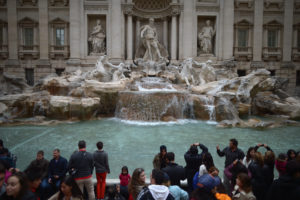 Trevi Fountain Brawl, Selfie Fight, Rome