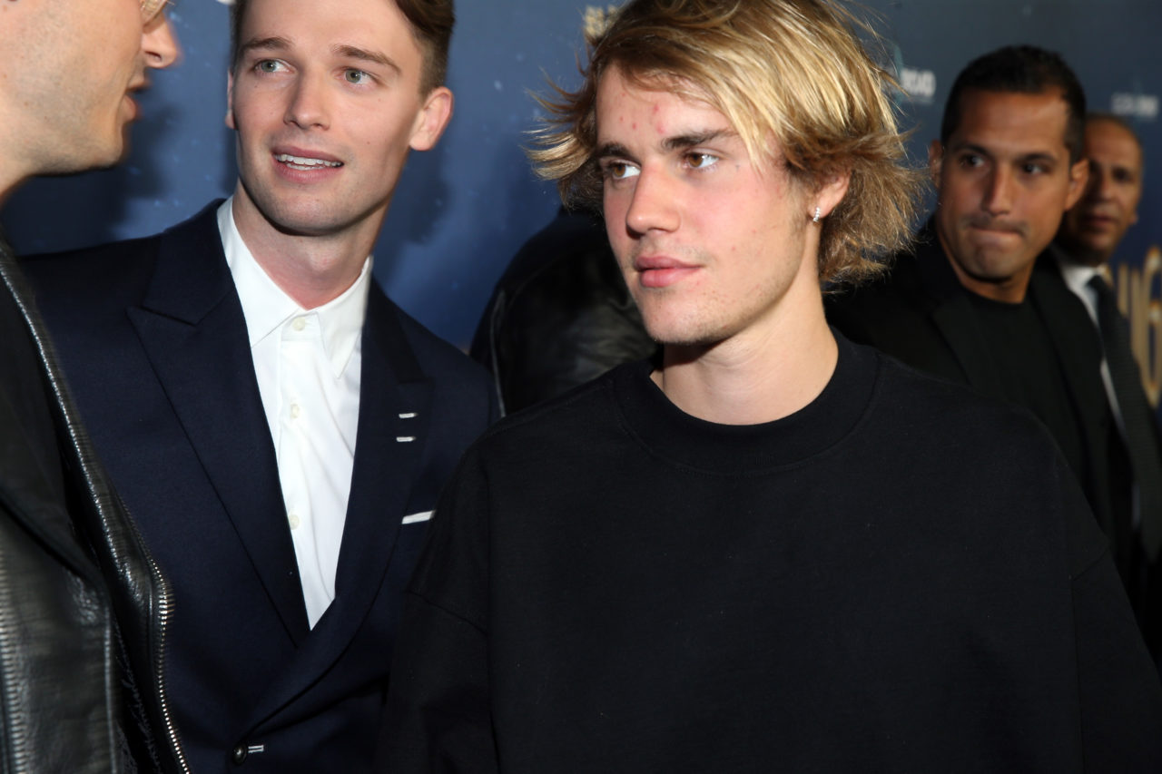 HOLLYWOOD, CA - MARCH 15: Patrick Schwarzenegger (L) and Justin Bieber attend Global Road Entertain...