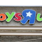 EMERYVILLE, CA - MARCH 15: The Toys R Us logo is displayed on the exterior of a store on March 15, 2018 in Emeryville, California. Toys R Us filed for liquidation in a U.S. Bankruptcy court and plans to close 735 stores leaving 33,000 workers without employment. (Photo by Justin Sullivan/Getty Images)