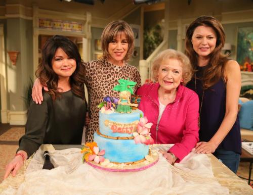 STUDIO CITY, CA - JANUARY 16:  (L-R) Actresses Valerie Bertinelli, Wendie Malick, Betty White and Jane Leeves pose at the Betty White celebratation of her 93rd birthday on the set of "Hot in Cleveland"  held at CBS Studios - Radford on January 16, 2015 in Studio City, California.  (Photo by Mark Davis/Getty Images for TV Land)